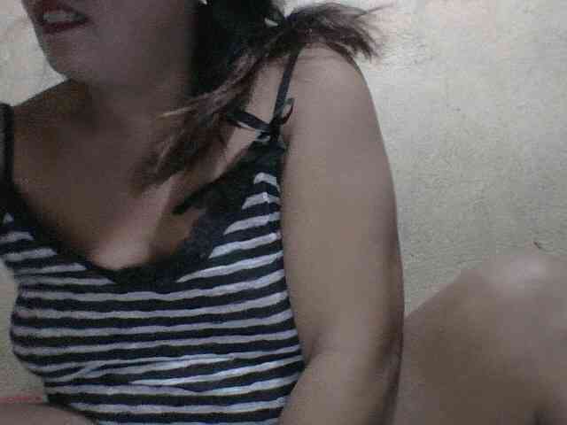 PinayAnna webcam