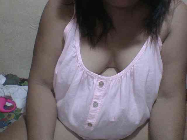 PinayAnna webcam