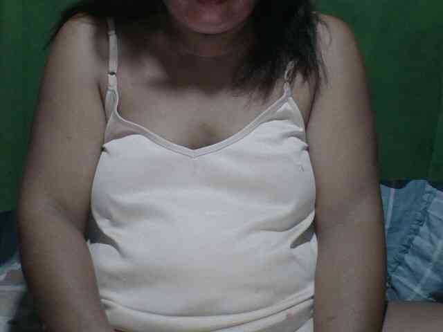 PinayAnna webcam