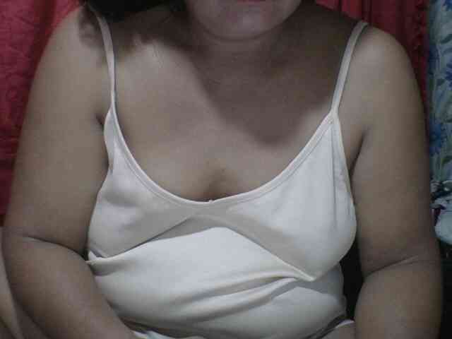PinayAnna webcam