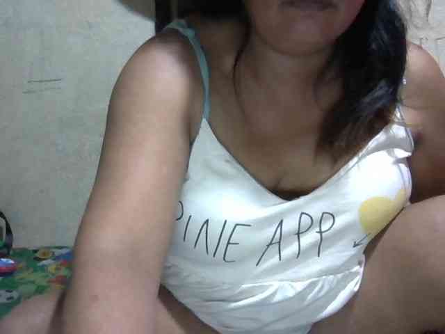 PinayAnna webcam
