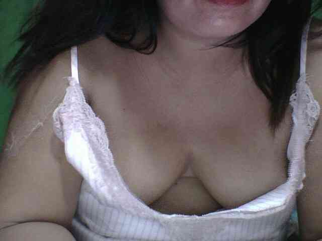 PinayAnna webcam
