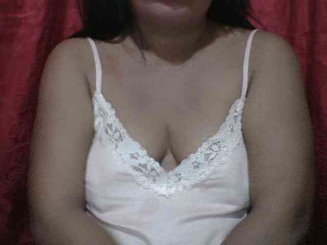 PinayAnna webcam