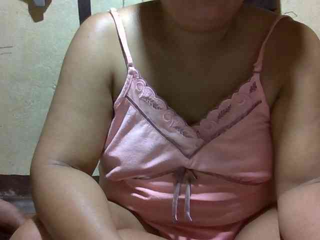 PinayAnna webcam