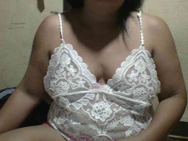 PinayAnna webcam