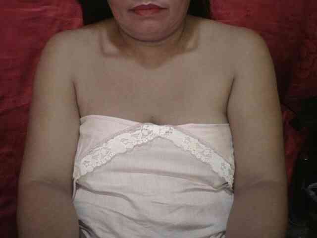 PinayAnna webcam