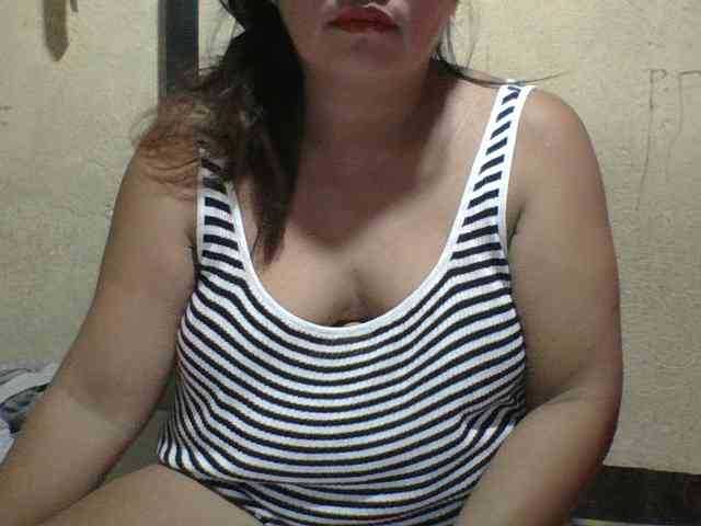 PinayAnna webcam