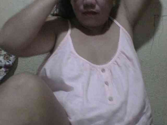 PinayAnna PinayAnna