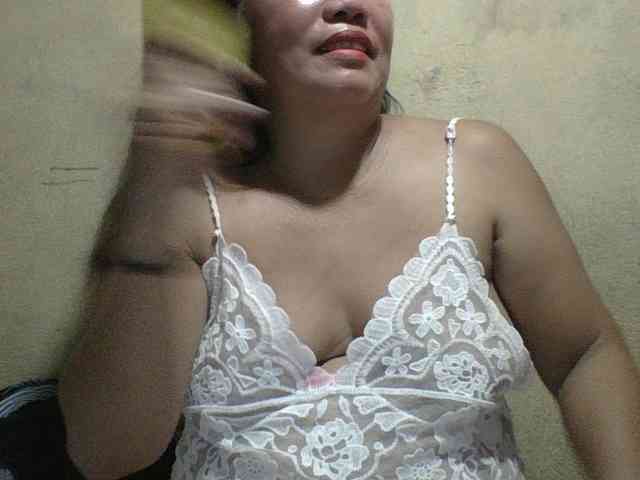 PinayAnna webcam