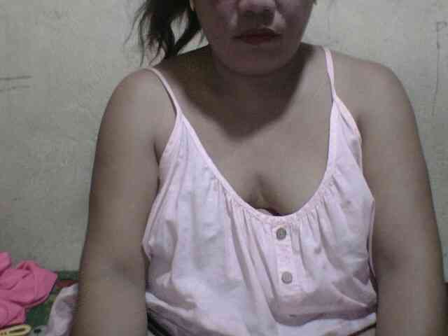 PinayAnna webcam