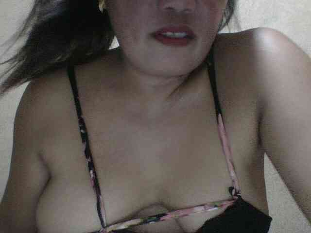 PinayAnna webcam