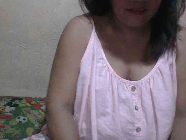 PinayAnna webcam