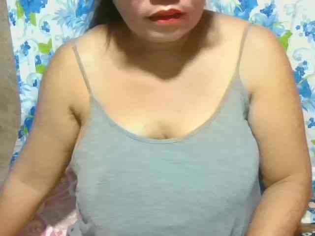 PinayAnna webcam
