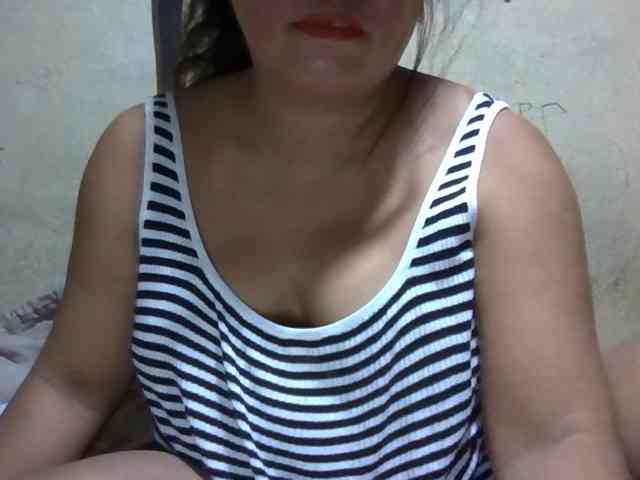 PinayAnna webcam