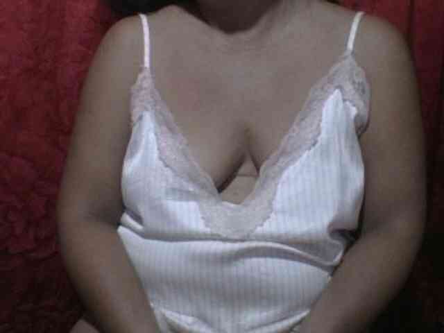 PinayAnna webcam