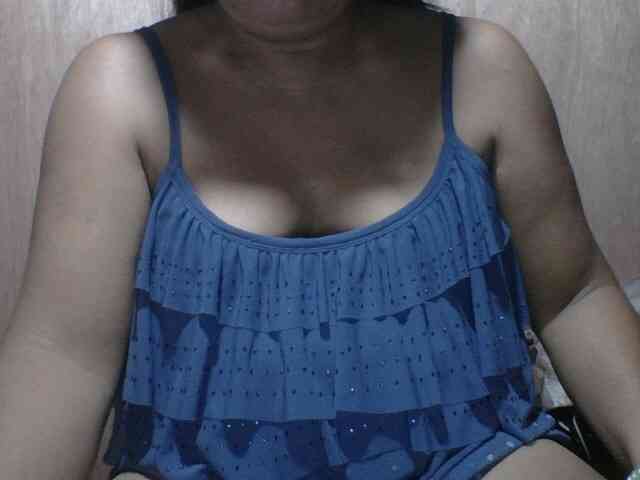 PinayAnna webcam