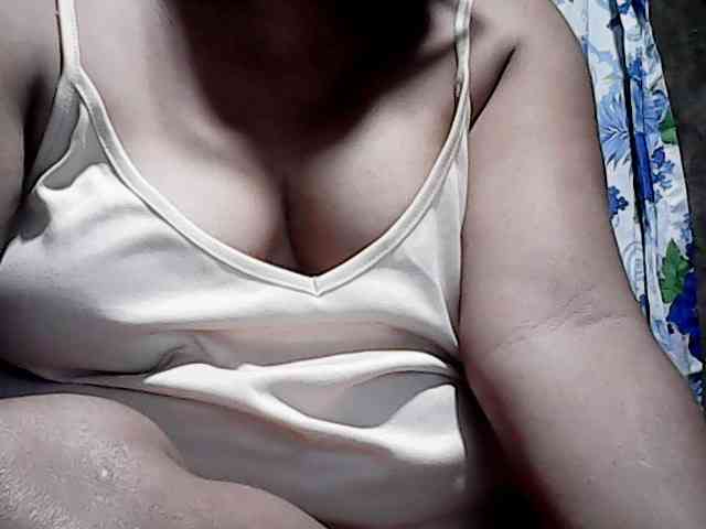 PinayAnna webcam