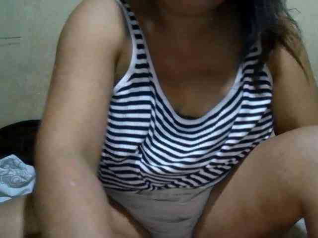 PinayAnna webcam