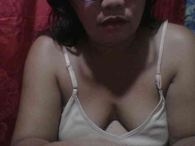 PinayAnna webcam