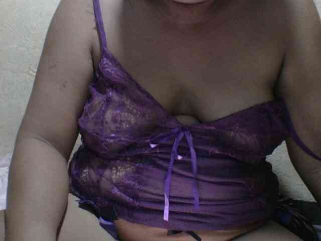 PinayAnna webcam