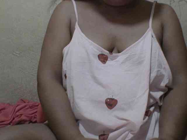 PinayAnna webcam