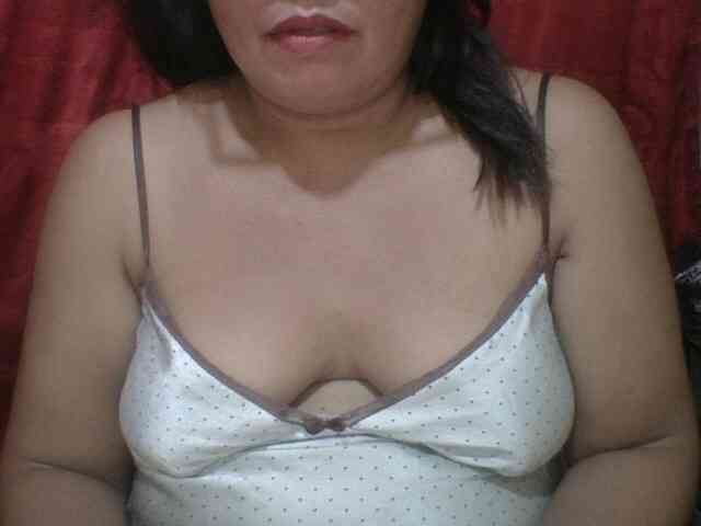 PinayAnna webcam