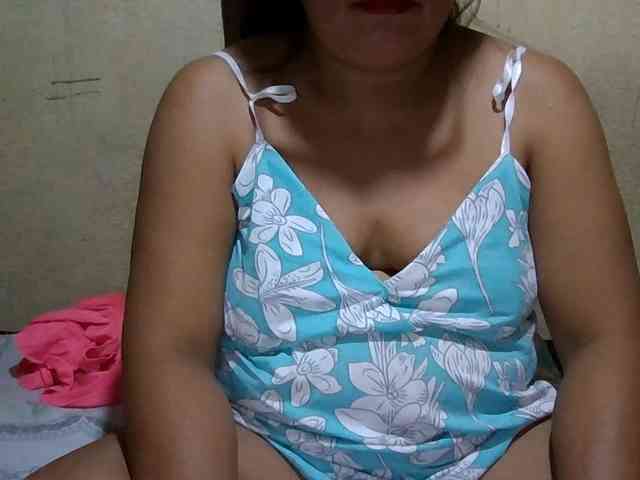 PinayAnna webcam