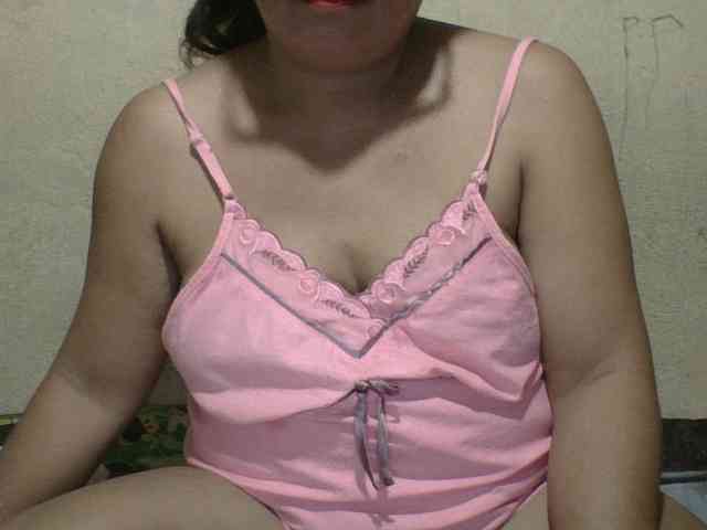 PinayAnna webcam