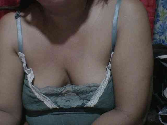 PinayAnna webcam
