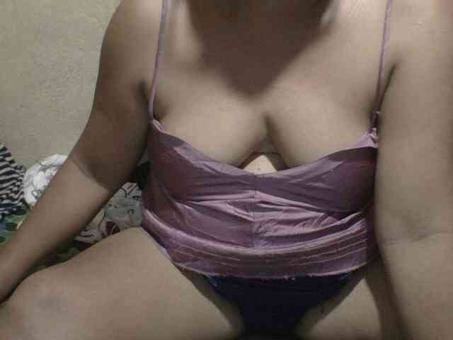 PinayAnna webcam