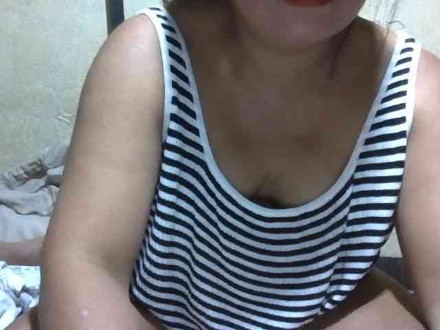 PinayAnna webcam