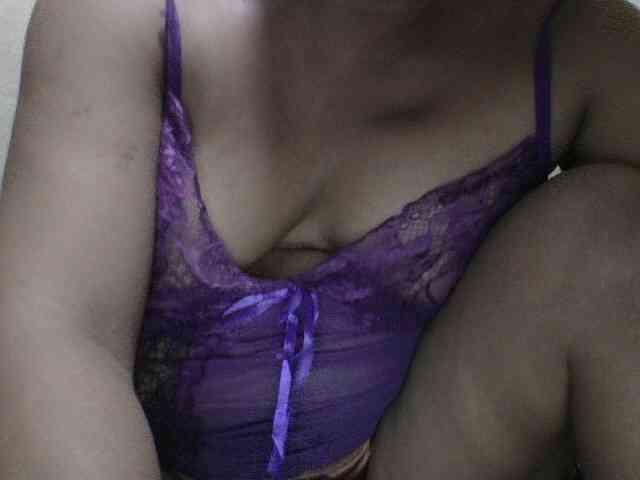 PinayAnna webcam