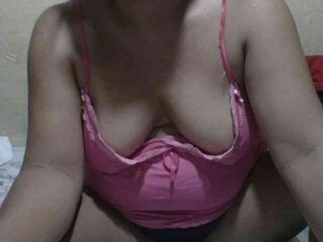 PinayAnna webcam