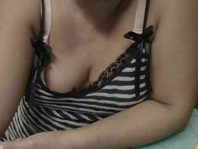 PinayAnna webcam