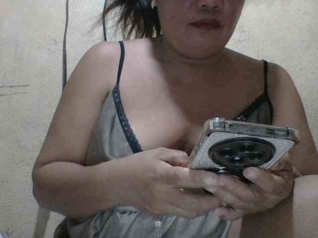PinayAnna webcam