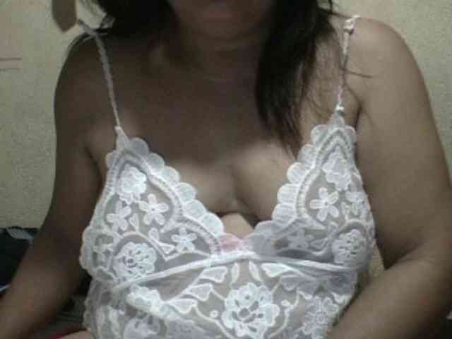 PinayAnna webcam