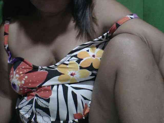 PinayAnna webcam