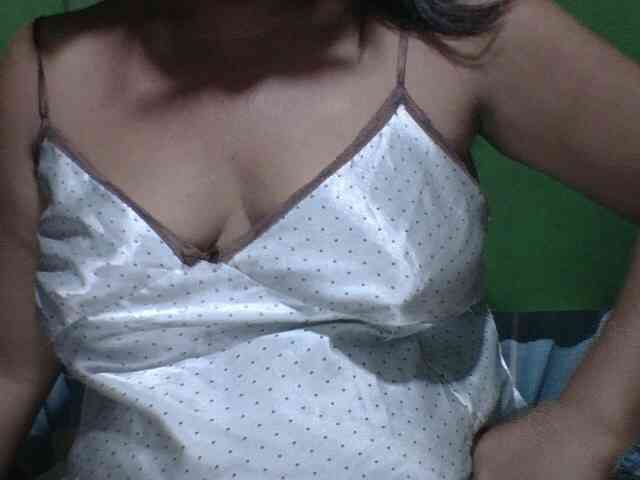 PinayAnna webcam