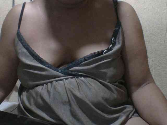 PinayAnna webcam