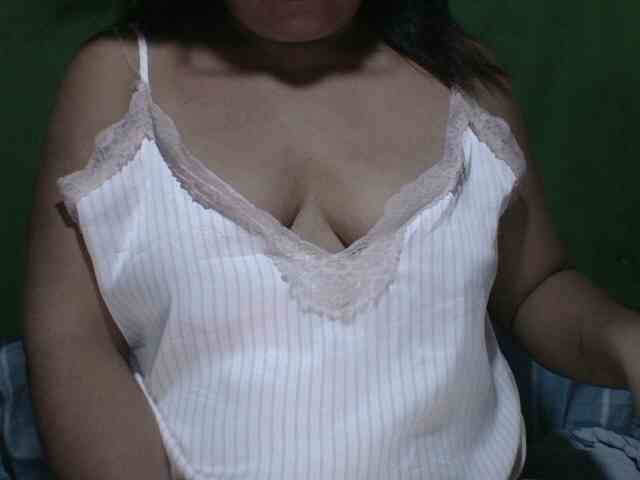 PinayAnna PinayAnna