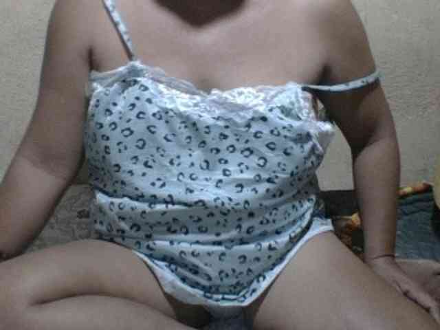 PinayAnna webcam