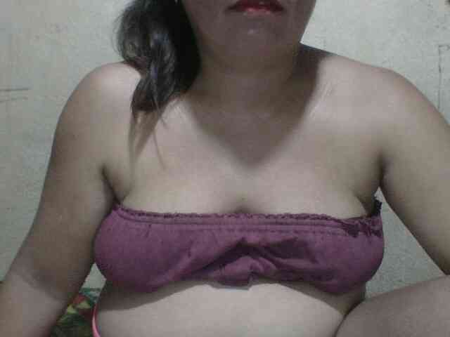 PinayAnna webcam