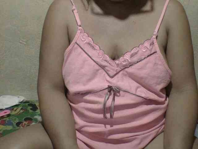 PinayAnna webcam