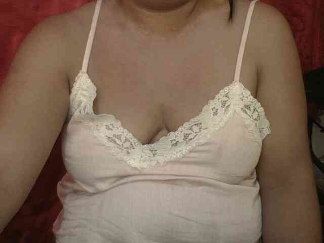 PinayAnna webcam
