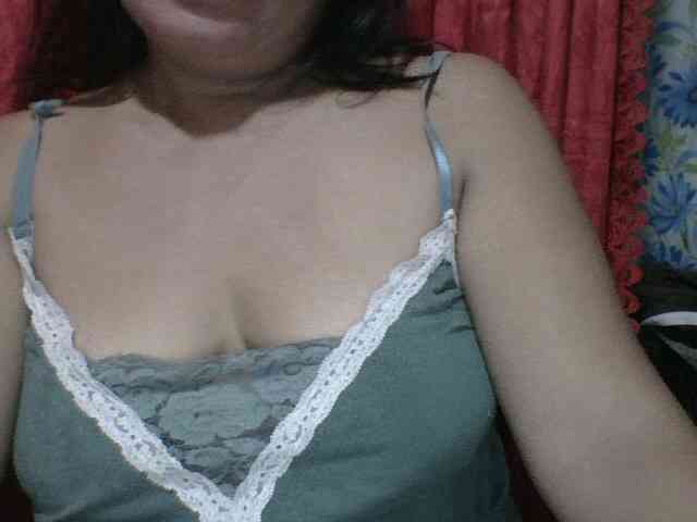 PinayAnna webcam