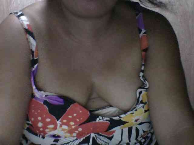 PinayAnna webcam