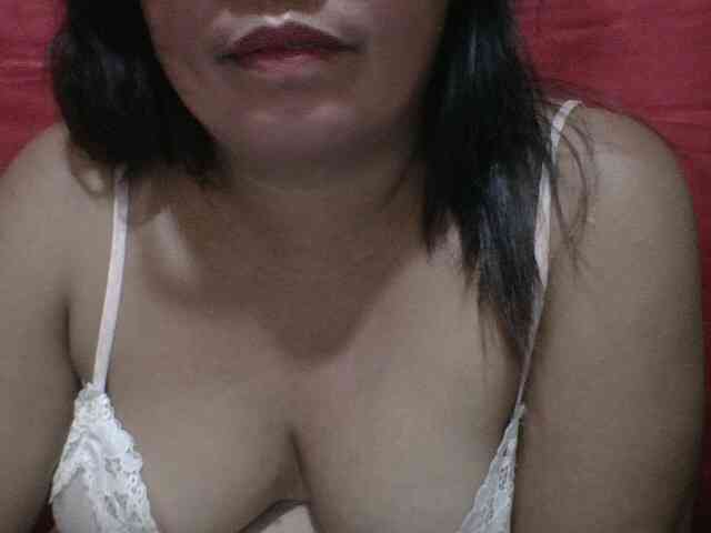 PinayAnna webcam