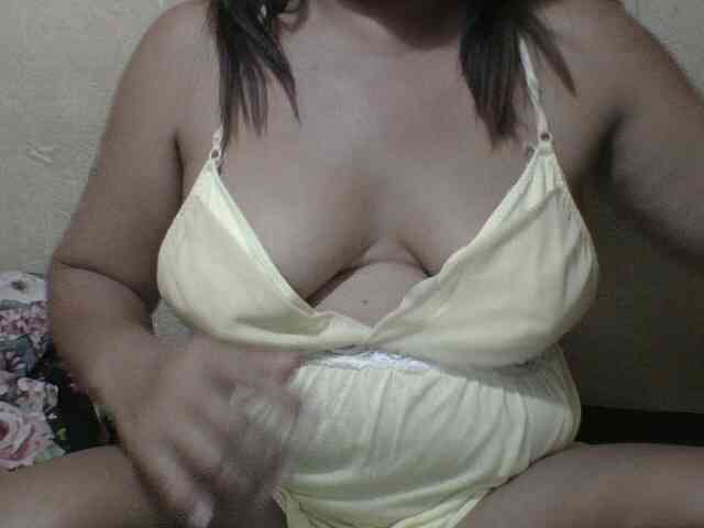 PinayAnna webcam