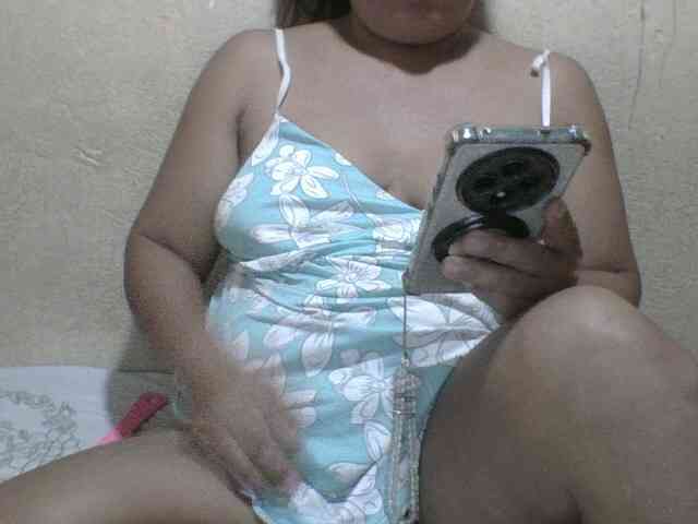PinayAnna webcam