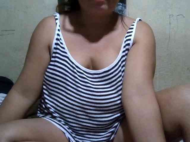 PinayAnna webcam